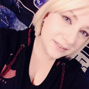 Meet your Posher, Vikkie